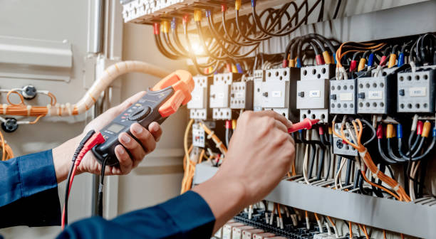 Best Commercial Electrician Services  in Oriole Beach, FL
